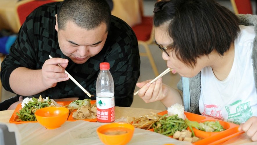 Des jeunes chinois dans un centre diététique le 11 novembre 2011 à Pekin