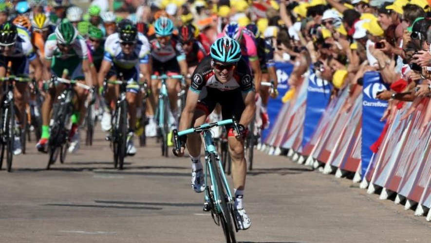 Le Belge Jan Bakelants remporte la 2e étape du Tour de France à Ajaccio le 30 juin 2013