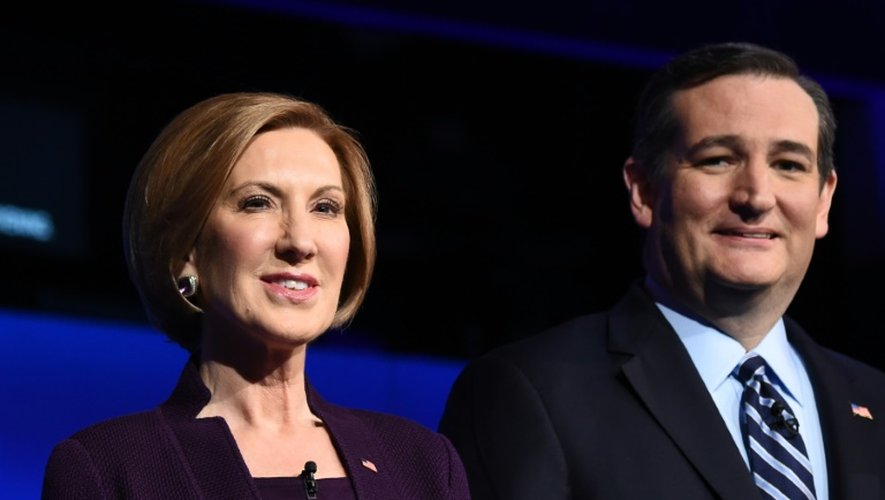 Le sénateur du Texas et candidat aux primaires républicaines Ted Cruz, et Carly Fiorina, ex-PDG de Hewlett Packard, qui fut candidate aux primaires, à Boulder, dans le Colorado, le 28 octobre 2015