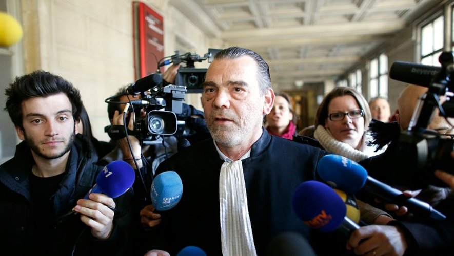 Frank Berton, l'avocat de Salah Abdeslam au tribunal de Paris, le 27 avril 2016