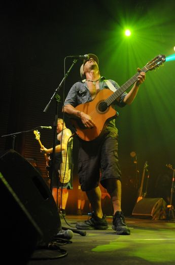 Concert: Manu Chao électrise le public ruthénois