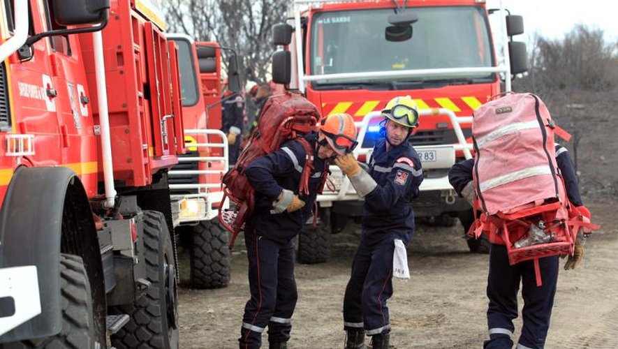 Des sapeurs-pompiers en Haute-Corse, le 16 décembre 2011