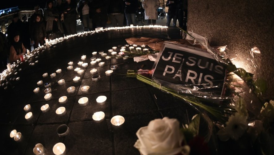 Un mémorial aux victimes des attentats de Paris, le 14 novembre 2015 à Strasbourg