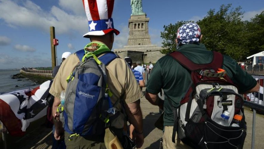 Des touristes à Liberty Island le 4 juillet 2013