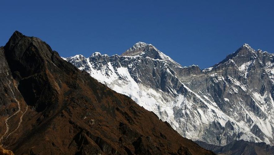 Vue de l'Everest depuis  Syangboche au Népal