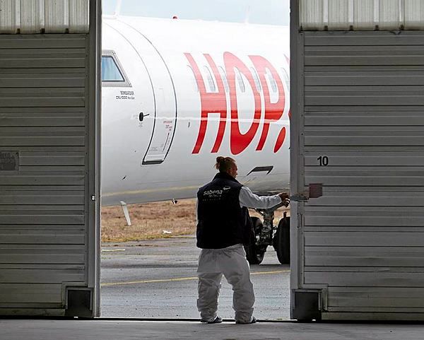 Pas d'avions, pas de trains... et 7000 invités attendus.