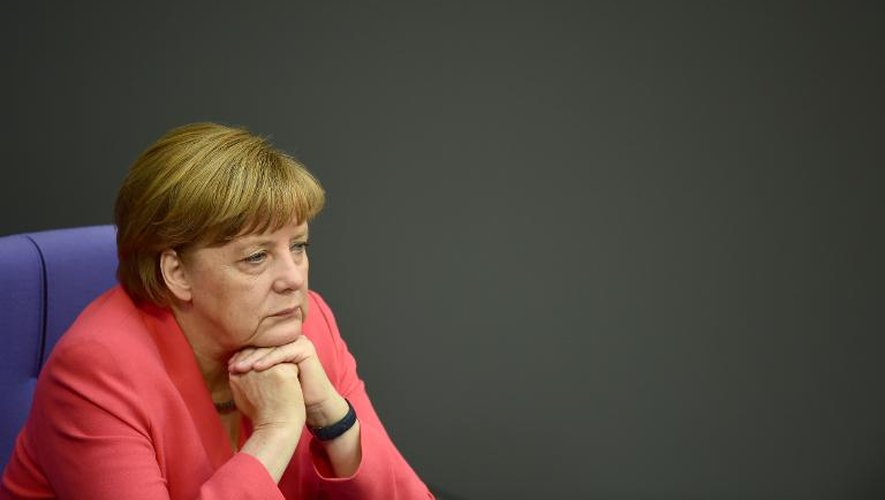 La chancellière allemande Angela Merkel devant les membres du Parlement à Berlin, le 18 juin 2015