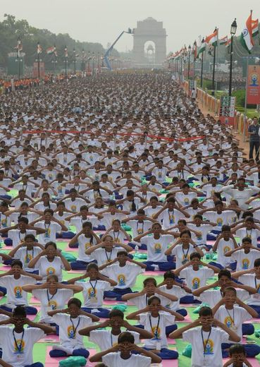 Participants à la journée internationale du yoga à New Delhi, le 21 juin 2015