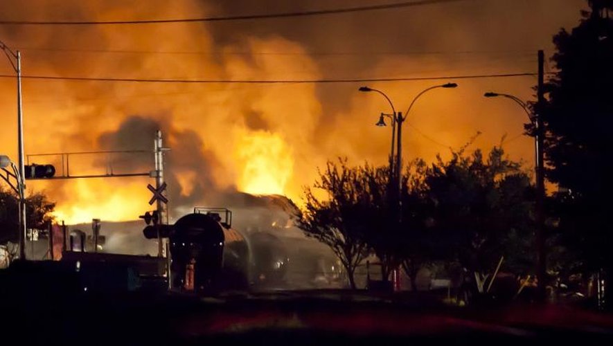 Le centre ville de Lac-Mégantic ravagé le 7 juillet 2013 par l'explosion d'un convoi de wagons-citernes
