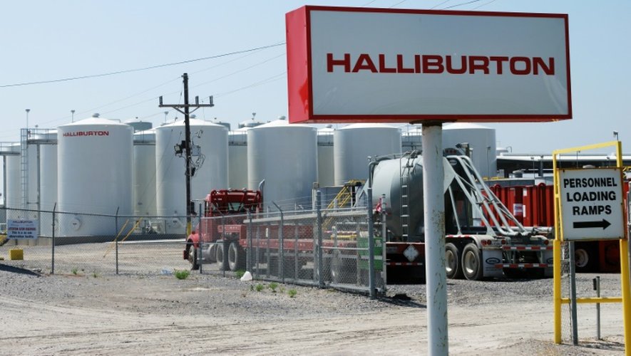 Halliburton et Baker Hughes sont spécialisés dans les services liés au forage ou à la construction des puits et plateformes de pétrole