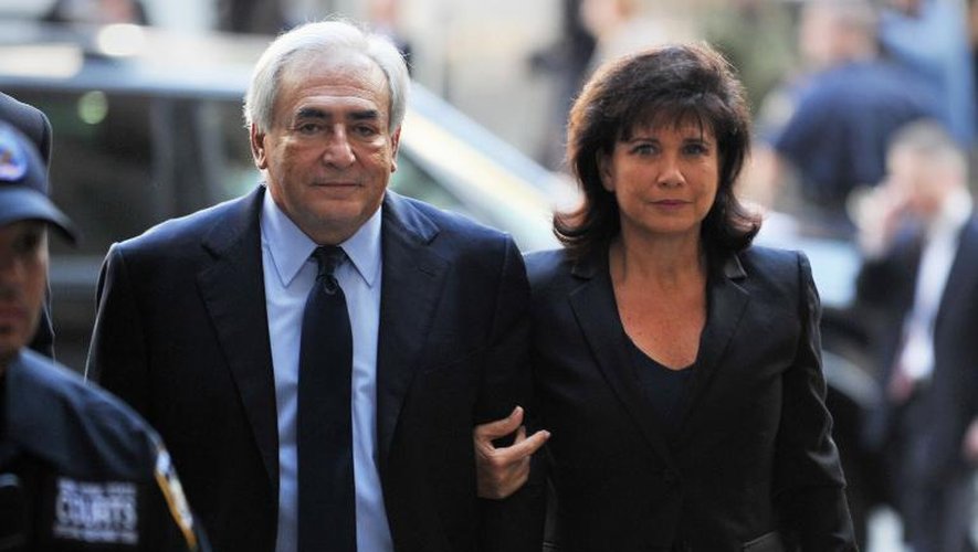 Dominique Strauss-Kahn et Anne Sinclair le 6 juin 2011 à leur arrivée au tribunal de New York