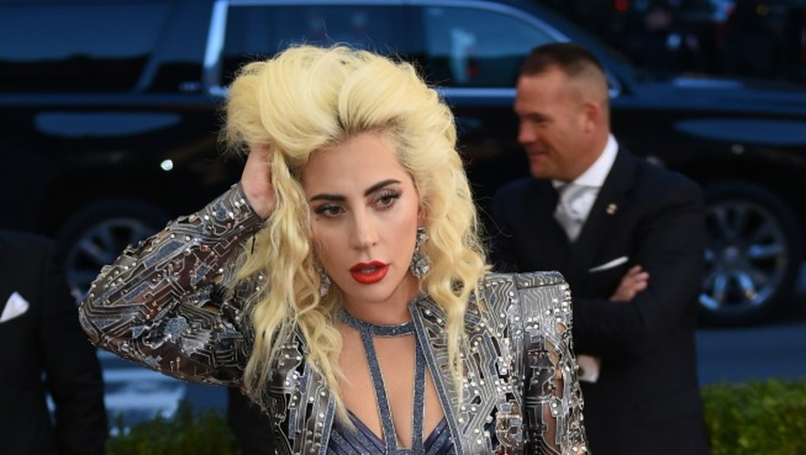 Lady Gaga à son arrivée au gala du Metropolitan Museum le 2 mai 2016 à New York