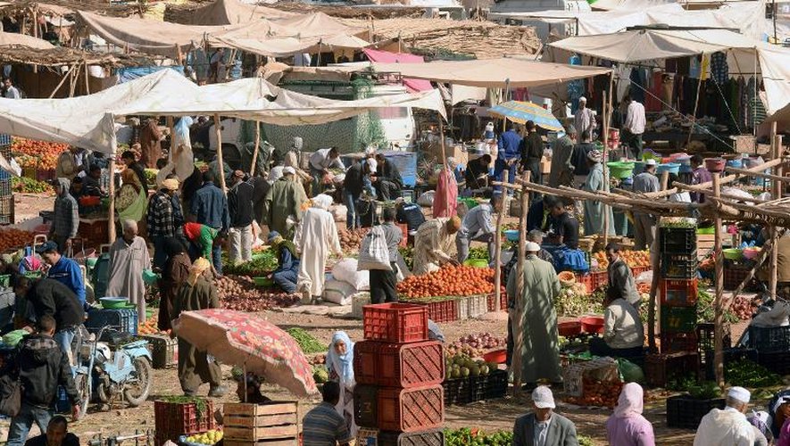 Le marché local de la ville de Tinghir au Maroc, le 21 avril 2014