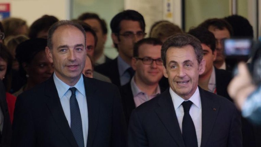Jean-François Copé (g) et Nicolas Sarkozy, le 8 juillet 2013 à Paris