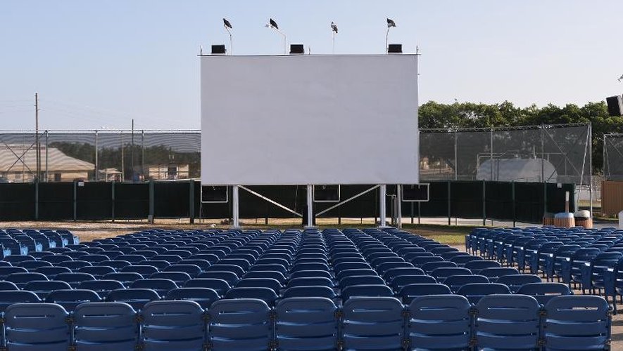 Le cinéma en plein air de la base navale américaine de Guantanamo Bay à Cuba, le 9 avril 2014