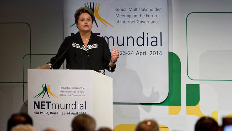La présidente du Brésil, Dilma Rousseff, lors de son discours au sommet NETmundial de Sao Paulo, le 23 avril 2014