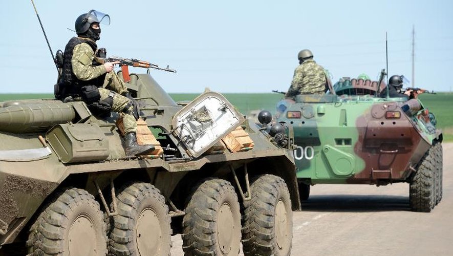 Les forces spéciales de l'armée ukrainienne dans la ville de Slaviansk, le 24 avril 2014