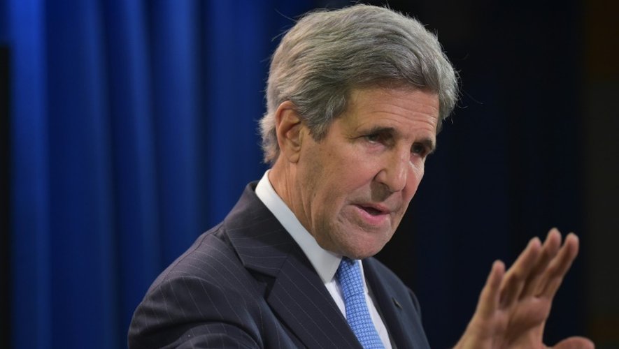 Le chef de la diplomatie américaine John Kerry, ici à Washington, le 3 mai 2016, a menacé le président syrien Bachar al-Assad de "répercussions" si la trêve discutée entre Washington et Moscou n'était pas respectée