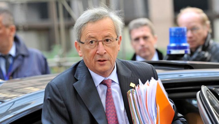 Une photo du 29 octobre 2010 montre Jean-Claude Juncker, Premier ministre du Luxembourg, arrivant au siège de l'UE à Bruxelles