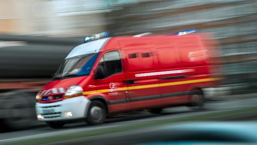 Un véhicule de secours des pompiers, qui transportait un homme lacéré au cutter, attaqué au petit à Duingt par trois hommes armés qui ont pris la fuite