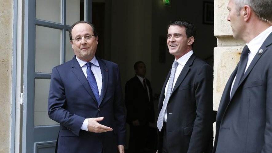 François Hollande et Manuel Valle le 28 avril 2014 à la Maison de la chimie à Paris