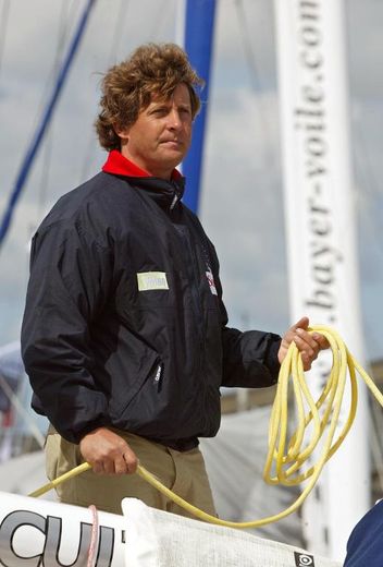 Laurent Bourgnon dans le port de Cherbourg le 9 mai 2003