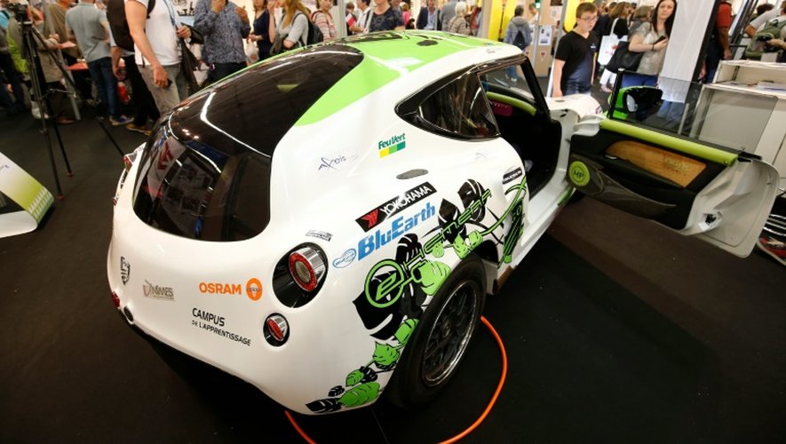Le prototype de voiture électrique E-Hemera, créé par l'association Cévennes Club car, prix de l'Assemblée nationale au concours Lépine à Paris le 7 mai 2016