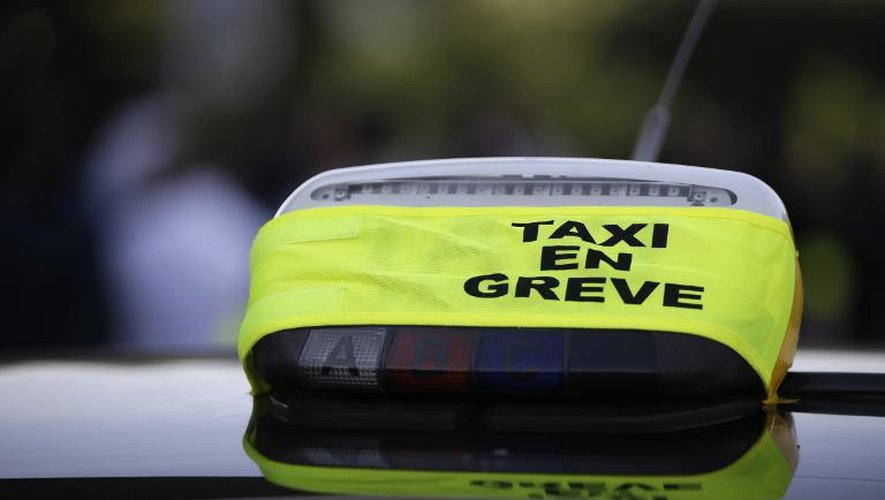 Un taxi en grève, le 25 juin 2015 à Paris