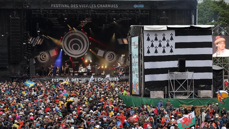 Un concert lors de l'édition 2011 du festival Les Vieilles Charrues à Carhaix (Finistère)