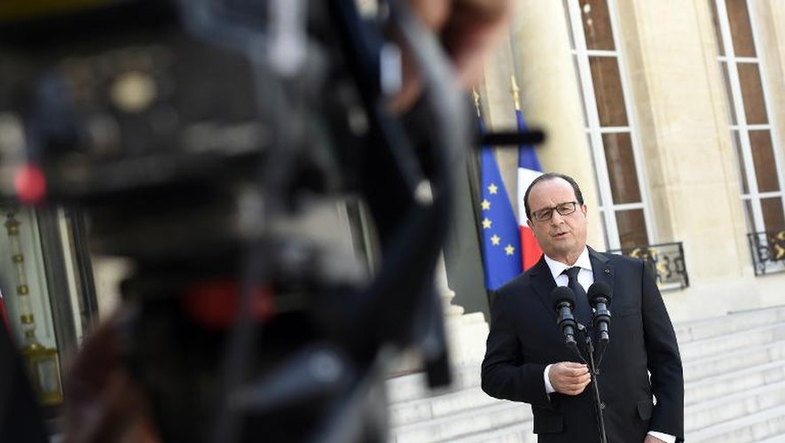 Le président François Hollande fait une déclaration