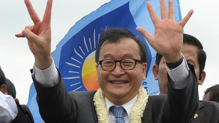 Le chef de l'opposition Sam Rainsy à Phnom Penh, le 19 juillet 2013