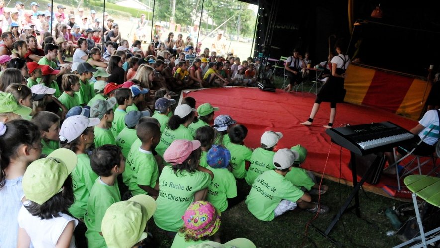 Ce vendredi après-midi, 800 enfants se sont déjà retrouvés à Salmiech pour profiter d'un festival qui sera, samedi à partir de 14 heures, ouvert à tous.