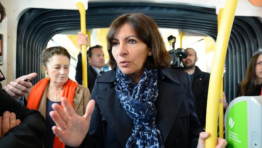 La maire de Paris Anne Hidalgo à Paris le 16 avril 2014