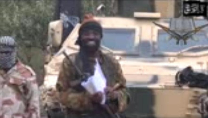 Captude d'écran faite le 5 mai 2014 d'une vidéo obtenue par l'AFP, montrant un homme qui affirme être le chef de Boko Haram, Abubakar Shekau