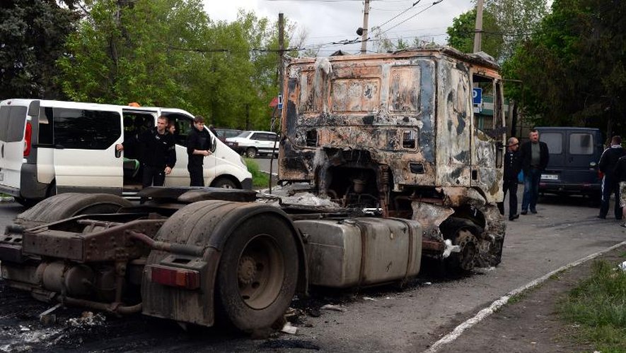 Un camion détruit le 5 mai 2014 à Slaviansk