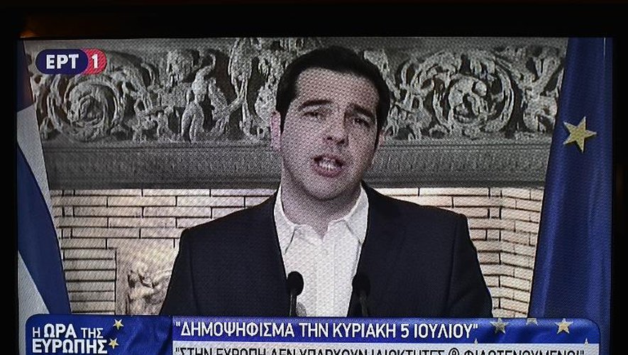 Image extraite de l'allocution télévisée du Premier ministre grec Alexis Tsipras adressée à la nation grecque depuis Athènes dans la nuit du 26 au 27 juin 2015