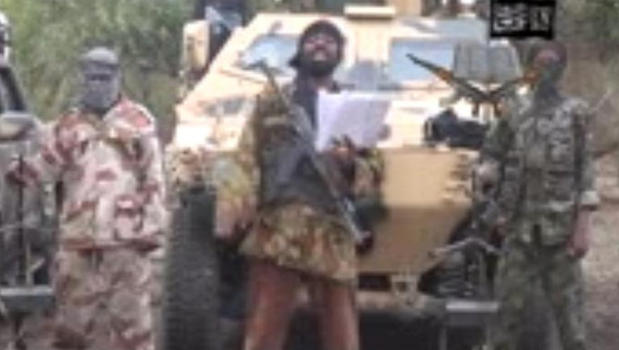 Le chef de Boko Haram Abubakar Shekau promet de "vendre" les lycéennes nigérianes enlevées dans une vidéo obtenue le 5 mai 2014