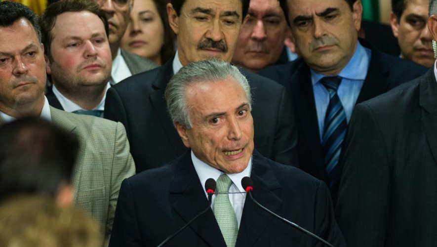 Le nouveau président brésilien par intérim Michel Temer lors de sa prise de fonction au palais du Planalto à Brasilia, le 12 mai 2016