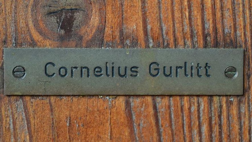 Plaque au nom de Cornelius Gurlitt devant sa maison, à Salzbourg, le 19 novembre 2013