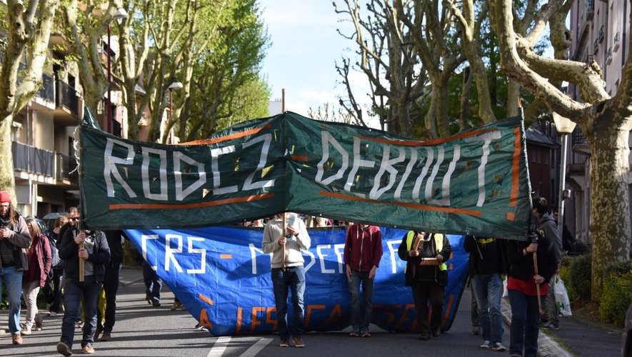 A Rodez, le mouvement Nuit Debout ne désarme pas.