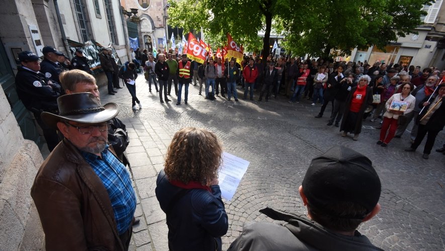 Loi travail : plus d'un millier de manifestants en Aveyron