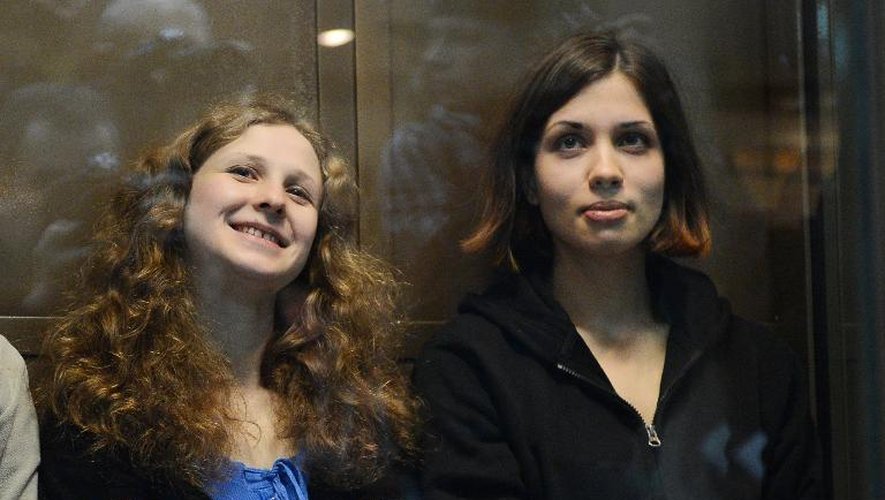 Maria Alekhina et Nadejda Tolokonnikova, les deux membres des Pussy Riot incarcérées en Russie