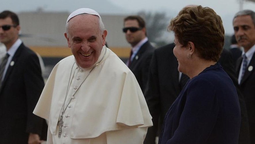 Le pape François avec la président brésilienne Dilma Rousseff le 22 juillet 2013 à Rio