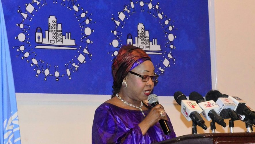Mme Fatma Samoura prononce un discours à Lagos, quelques heures après sa nomination au secrétariat général de la Fifa, le 13 mai 2016