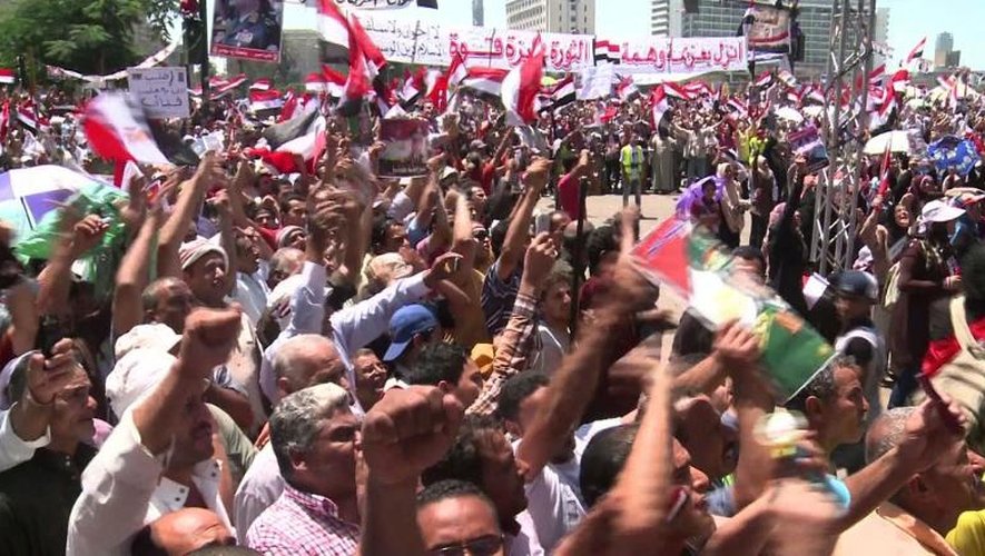 Egypte: des manifestants anti-Morsi sur la place Tahrir