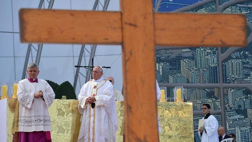 Le pape François célèbre la messe de clôture des JMJ sur la plage de Copacabana, le 28 juillet 2013 à Rio de Janeiro