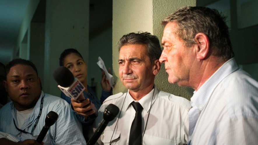 Les pilotes Pascal Fauret et Bruno Odos (d), à Saint-Domingue, le 15 août 2015