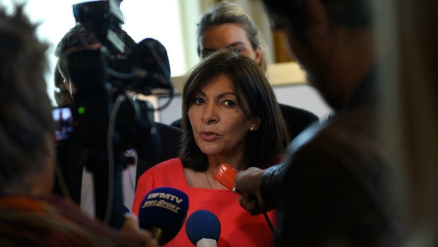 La maire de Paris Anne Hidalgo donne une conférence de presse sur la candidature de Paris aux JO-2024, le 17 mai 2016 à Paris