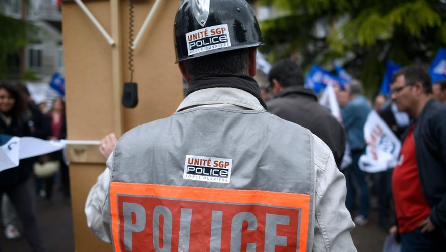 Manifestation de policiers à Rennes le 18 mai 2016