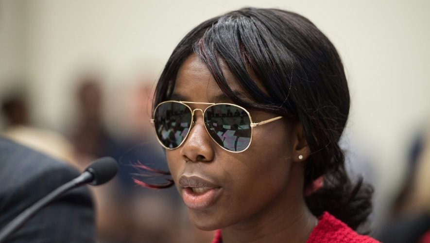 L'étudiante nigériane Sa'a, une des lycéennes enlevées à Chibok en 2014, témoigne devant le Congrès à Washington, le 11 mai 2016